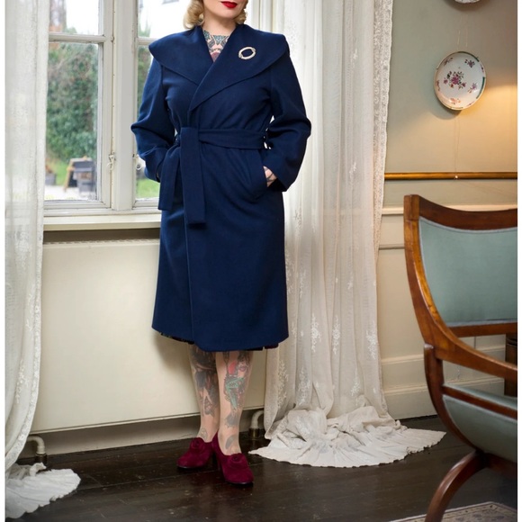 The "Monroe" Wrap Coat in Navy Blue - Picture 2 of 6